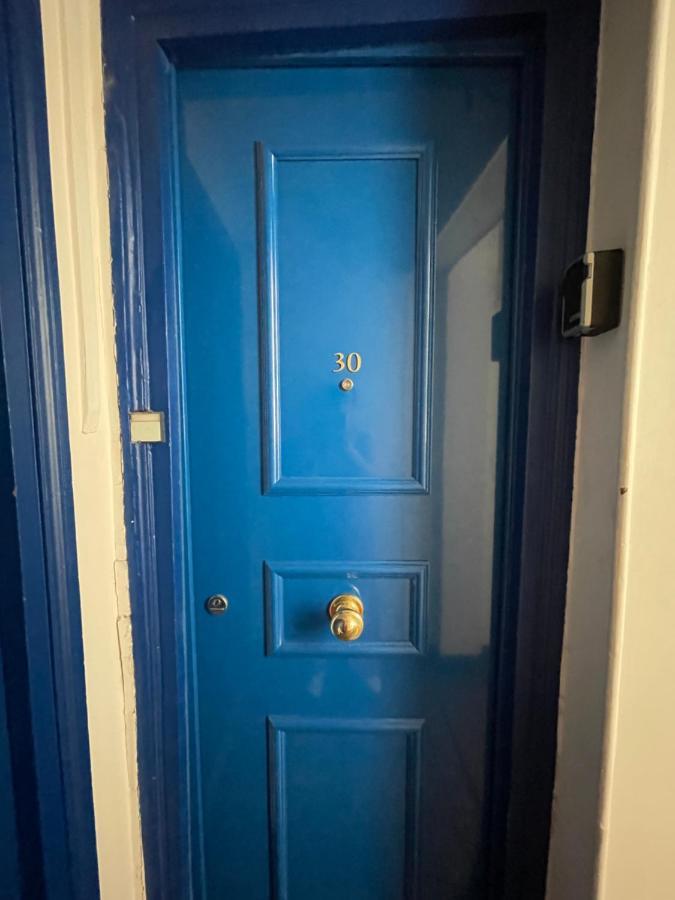 Le Nid Douillet De Patricia Apartment Paris Exterior photo
